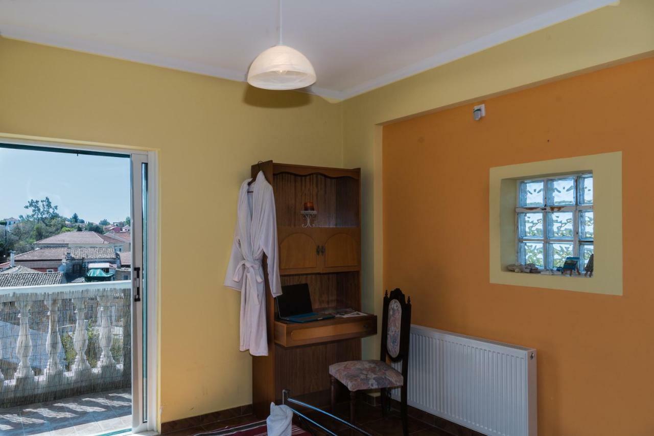 Ferienwohnung Modern Flat With Beautiful Views In South Of Corfu Lefkímmi Exterior foto