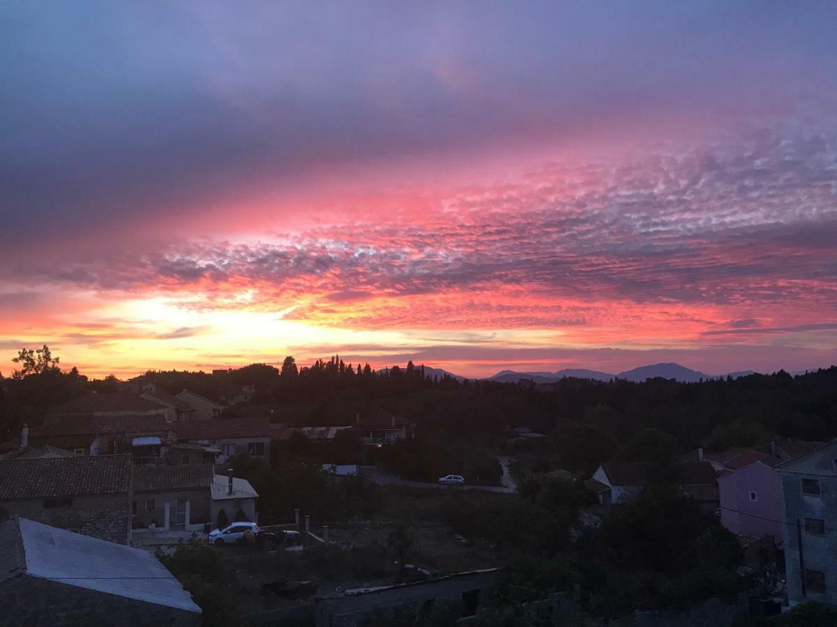 Ferienwohnung Modern Flat With Beautiful Views In South Of Corfu Lefkímmi Exterior foto